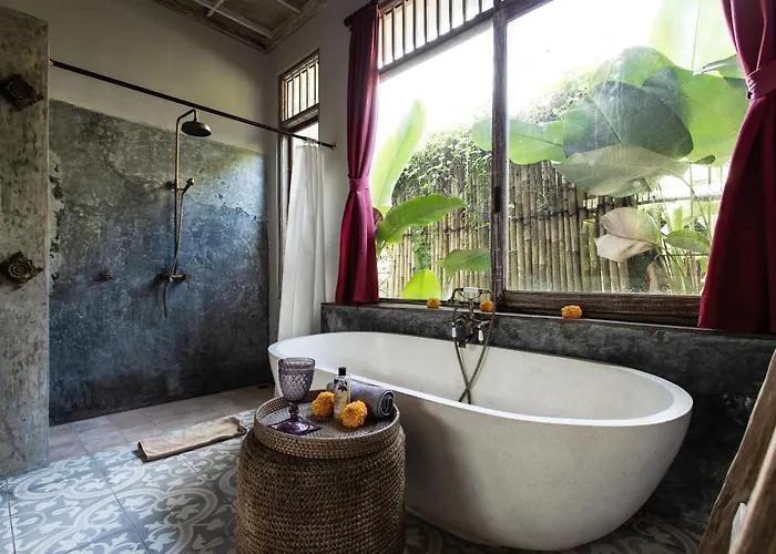 Peaceful Jungle Pool In Sayan Villa *